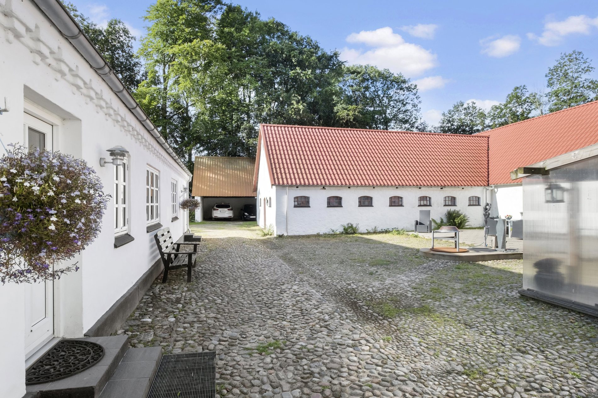 Ejendommen